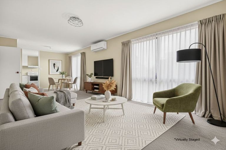 Photo of property in 2/21 Silver Creek Road, Weymouth, Auckland, 2103