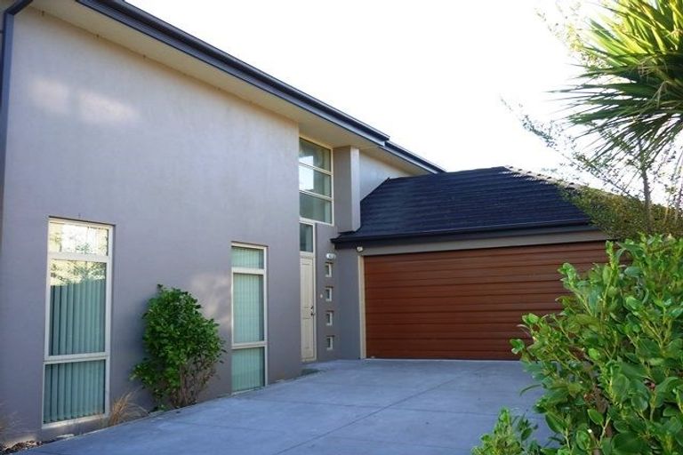 Photo of property in 16 Titirangi Crescent, Parklands, Christchurch, 8083