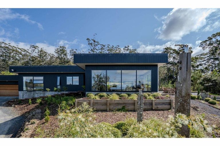 Photo of property in 31 Alderton Drive, Kerikeri, 0230