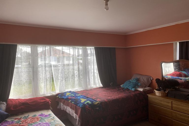 Photo of property in 140 Wyllie Road, Papatoetoe, Auckland, 2025