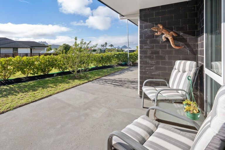 Photo of property in 20 Stace Hopper Drive, One Tree Point, 0118