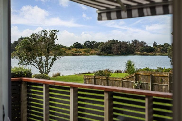 Photo of property in 32 Roretana Drive, Athenree, Waihi Beach, 3177