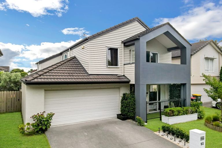 Photo of property in 52 Bruce Pulman Drive, Takanini, 2112