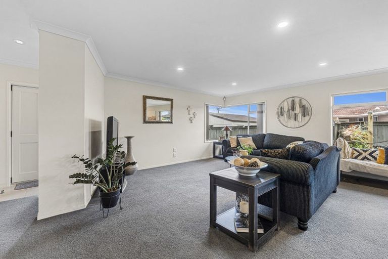 Photo of property in 379 Carrington Street, Upper Vogeltown, New Plymouth, 4310