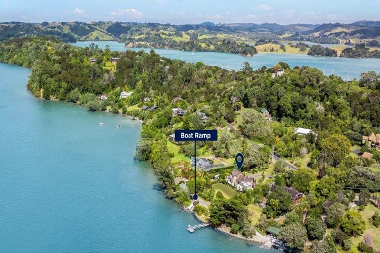 Photo of property in 9 Young Street, Mahurangi East, Warkworth, 0982