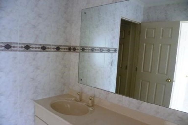 Photo of property in 3 Devana Court, Torbay, Auckland, 0630