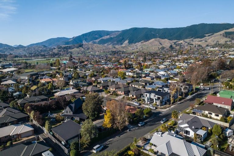 Photo of property in 27 Arbor-lea Avenue, Richmond, 7020