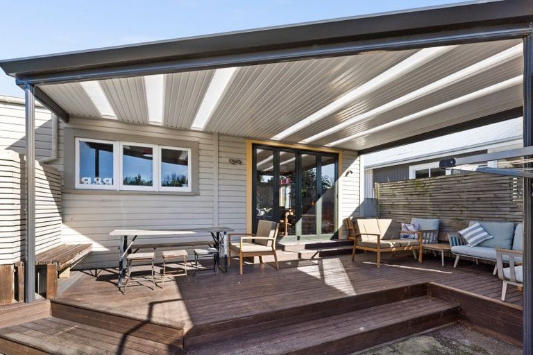 Photo of property in 247 Georges Drive, Napier South, Napier, 4110