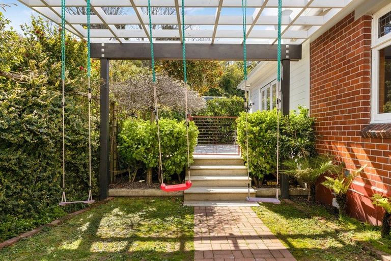 Photo of property in 3 Delhi Crescent, Khandallah, Wellington, 6035