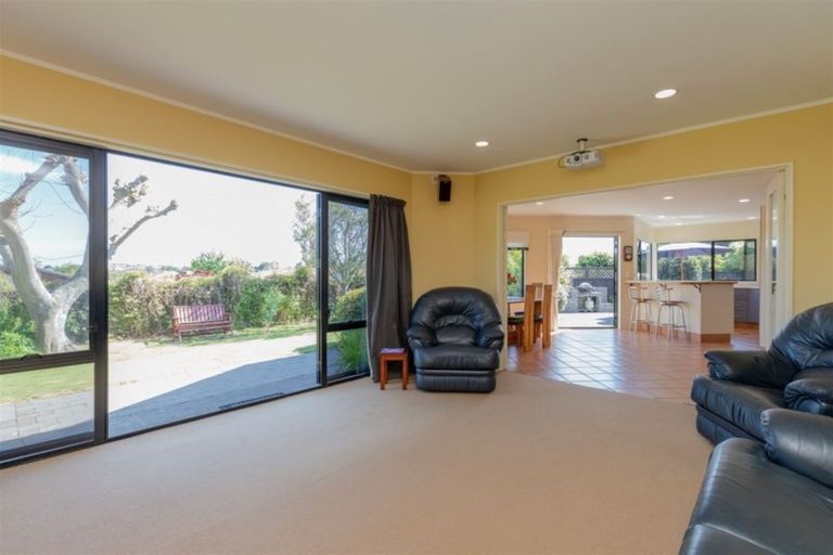 Photo of property in 25 Dallinger Street, St Andrews, Hamilton, 3200