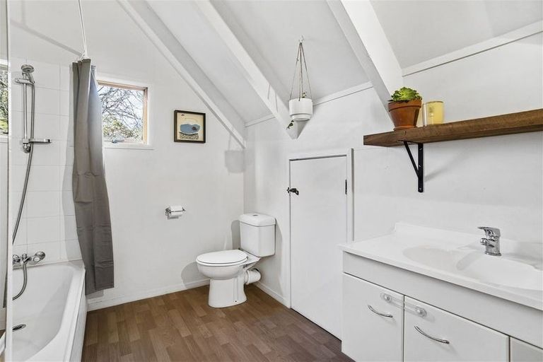 Photo of property in 1/7 Springfield Street, Forrest Hill, Auckland, 0620