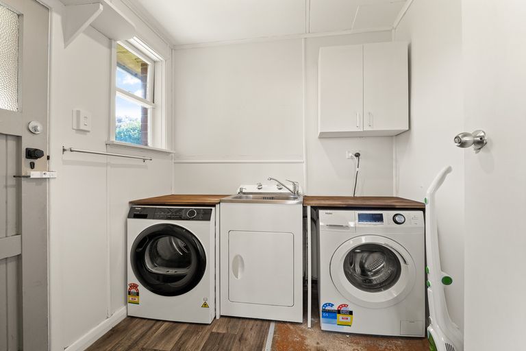 Photo of property in 18 Mooltan Street, Halfway Bush, Dunedin, 9010