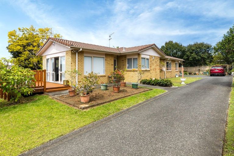 Photo of property in 32 Kohanga Road, Mangere Bridge, Auckland, 2022