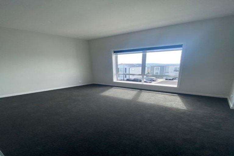 Photo of property in 30/30 Adventure Drive, Whitby, Porirua, 5024