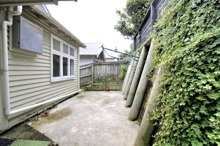 Photo of property in 65 Roseneath Terrace, Roseneath, Wellington, 6011