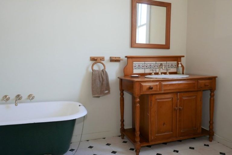 Photo of property in 17 Nairn Street, Spreydon, Christchurch, 8024