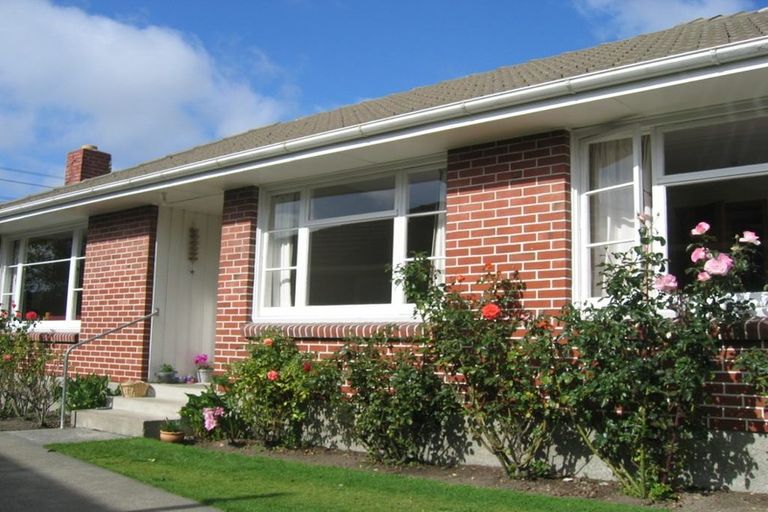 Photo of property in 18 Appleby Crescent, Burnside, Christchurch, 8053