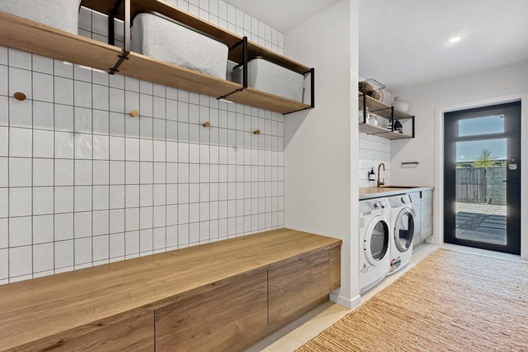 Photo of property in 14 The Fairways, Kinloch, Taupo, 3377