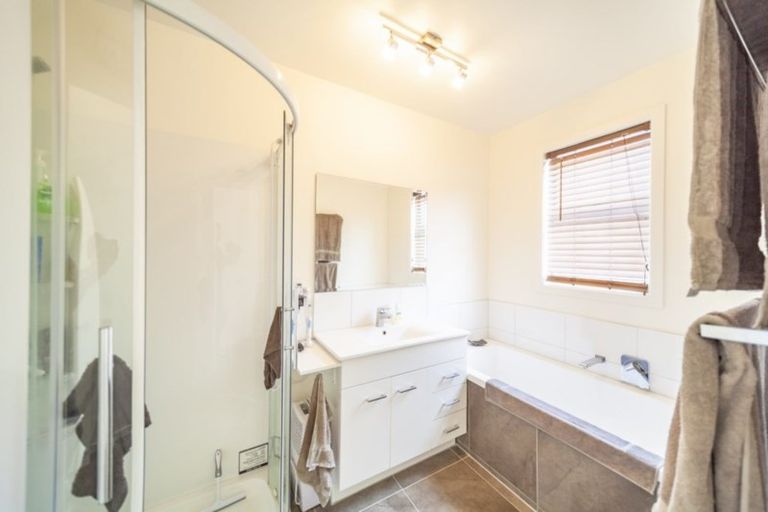 Photo of property in 106 Charles Street, Westshore, Napier, 4110