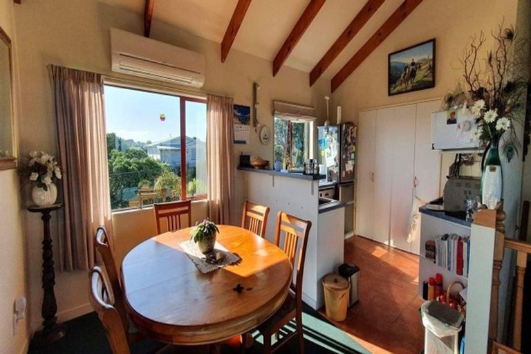 Photo of property in 92 Matai Street, Castlecliff, Whanganui, 4501