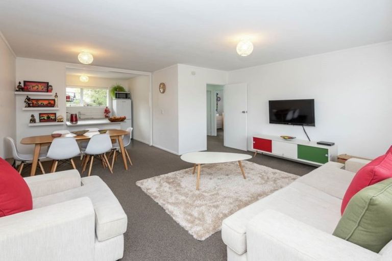 Photo of property in 2/16 Marriott Road, Pakuranga, Auckland, 2010