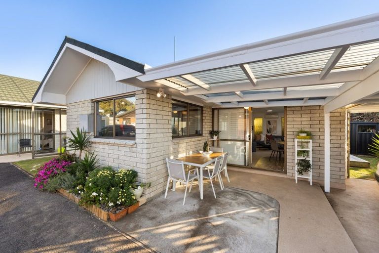 Photo of property in 6b Hori Street, Vogeltown, New Plymouth, 4310