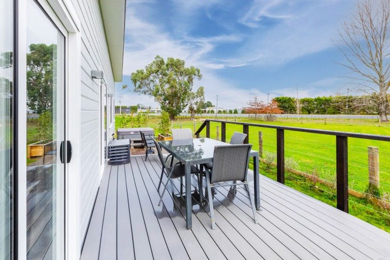 Photo of property in 417 Racecourse Road, Waipukurau, 4282