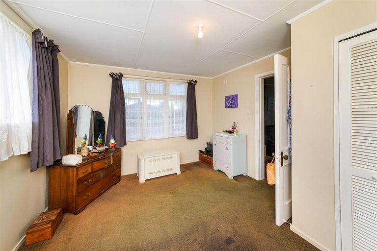 Photo of property in 13 Hunia Street, Marton, 4710