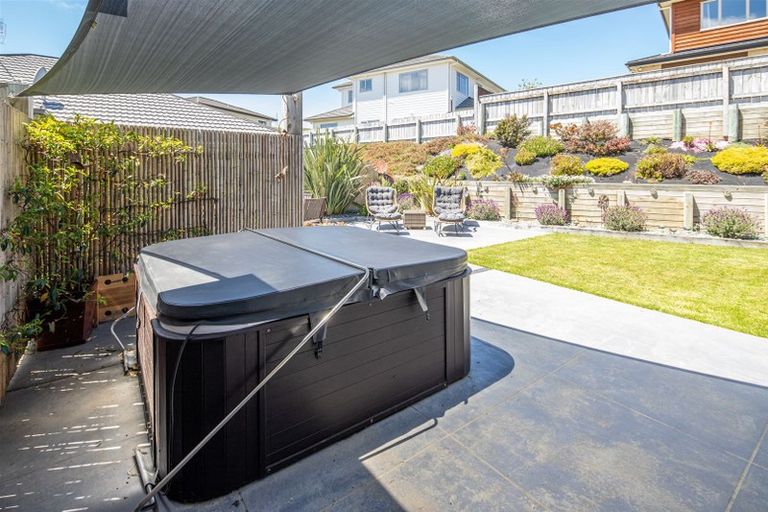 Photo of property in 5 Saint Vincent Terrace, Grenada Village, Wellington, 6037