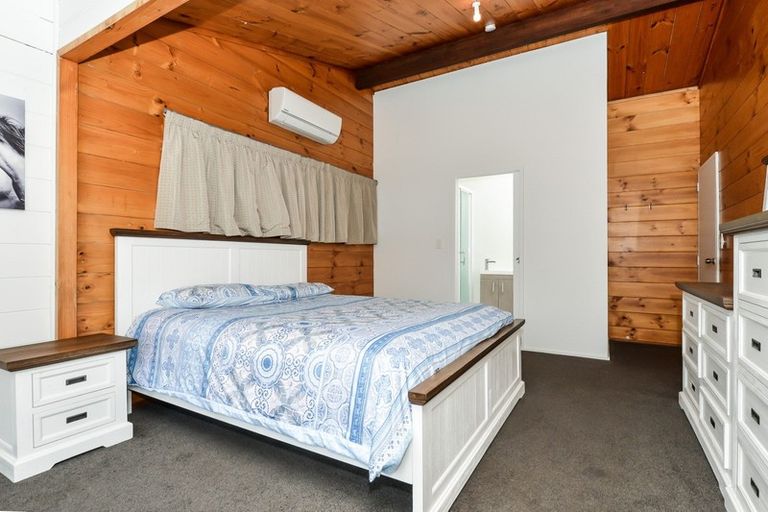 Photo of property in 12 Seamer Place, St Andrews, Hamilton, 3200