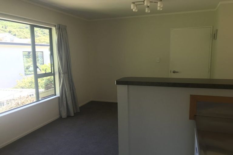 Photo of property in 72 Standen Street, Karori, Wellington, 6012