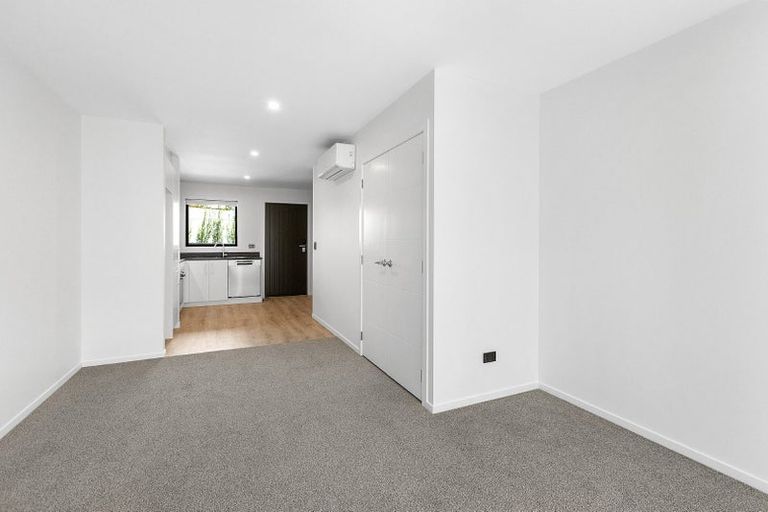 Photo of property in 4/3 Vesty Avenue, Hillcrest, Hamilton, 3216