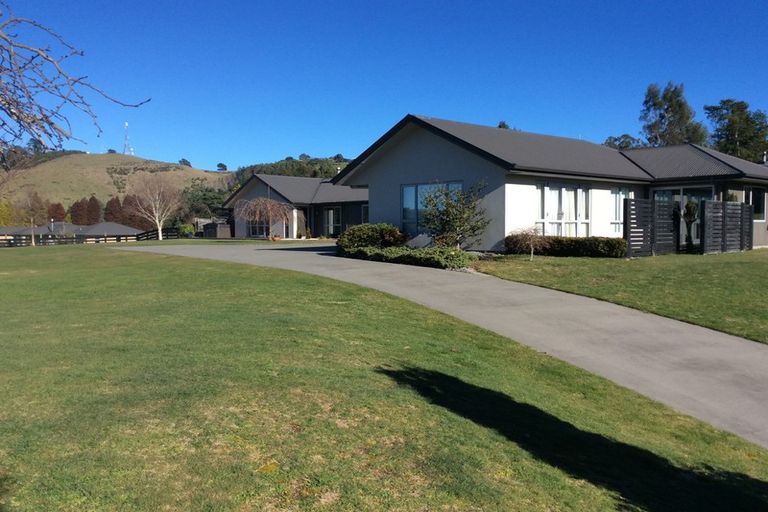 Photo of property in 7 Loch Views Road, Acacia Bay, Taupo, 3385