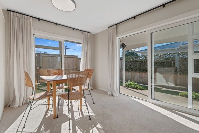 Photo of property in 1/378 Devonport Road, Tauranga South, Tauranga, 3112