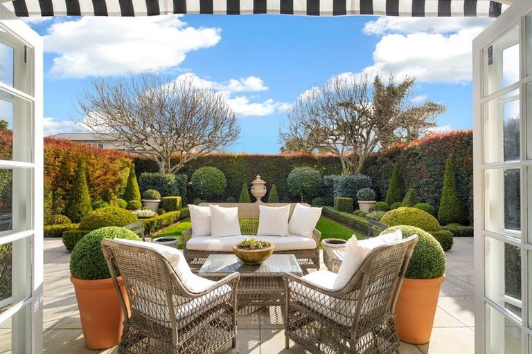 Photo of property in 4 Burwood Crescent, Remuera, Auckland, 1050