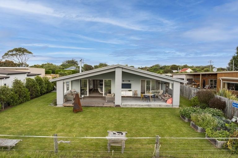 Photo of property in 1245 Coast Road, Karitane, Waikouaiti, 9471