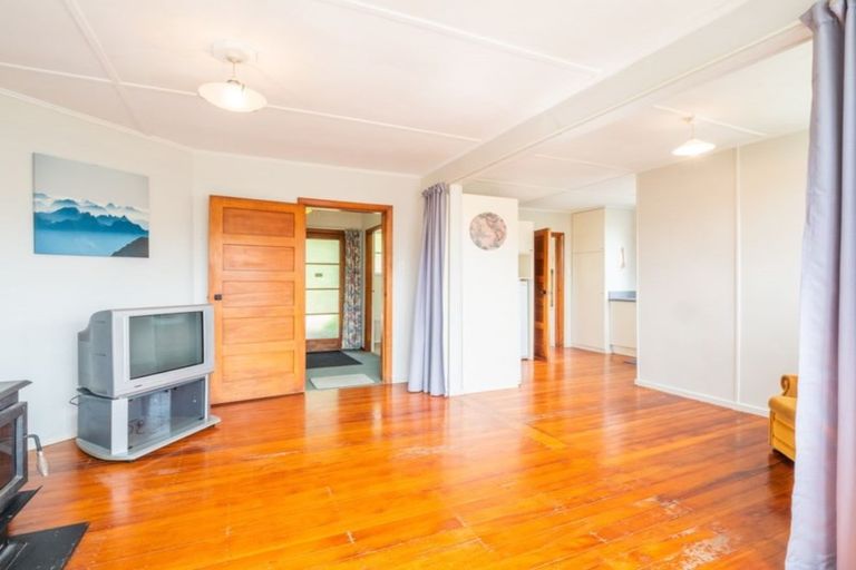 Photo of property in 22 Panmure Avenue, Calton Hill, Dunedin, 9012