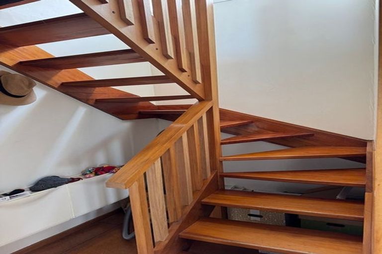 Photo of property in 18 Frances Street, Waikanae Beach, Waikanae, 5036