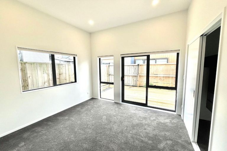 Photo of property in 50 Clayden Shuttleworth Street, Papakura, 2110