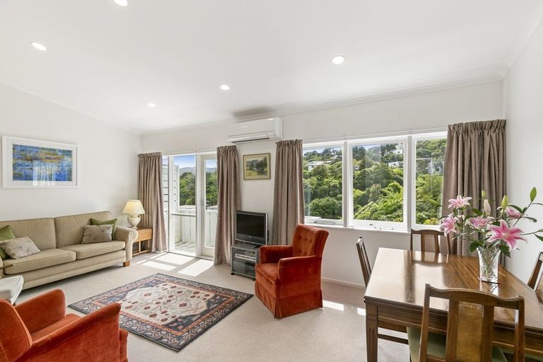 Photo of property in 95b Warwick Street, Wilton, Wellington, 6012