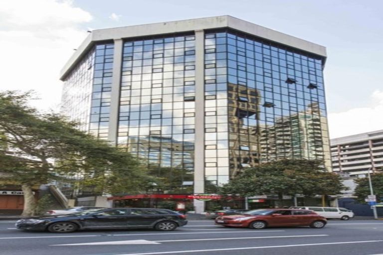 Photo of property in 87 Albert Street, Winton, 9720