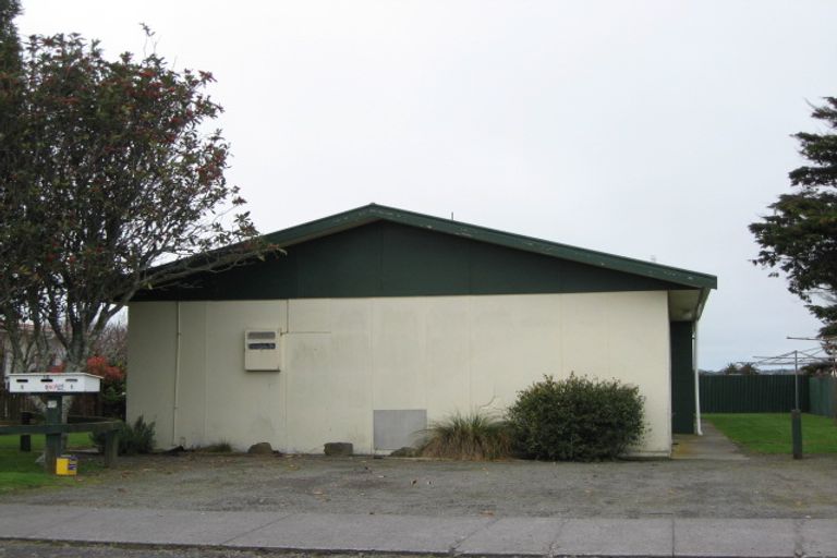 Photo of property in 3/10 Aubrey Street, Waitara, 4320