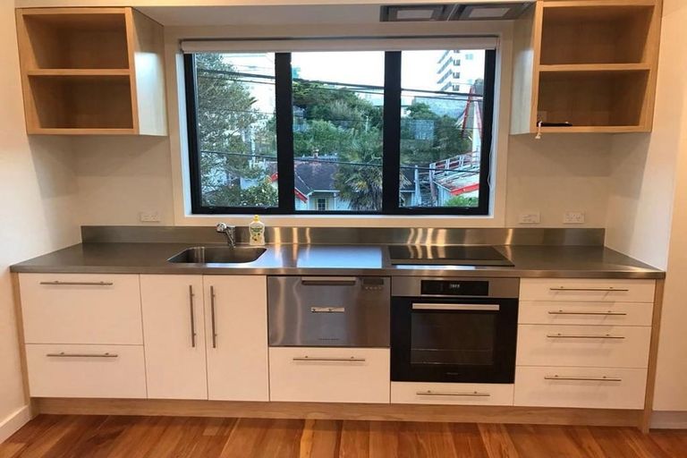 Photo of property in 3 Armour Avenue, Mount Victoria, Wellington, 6011