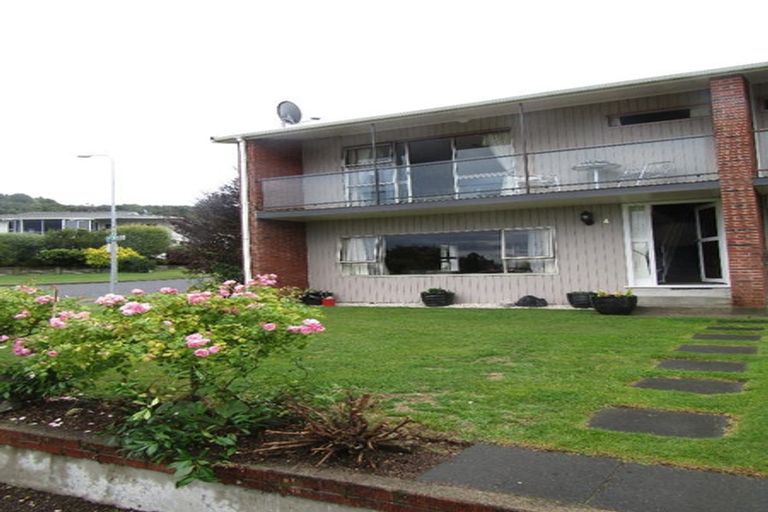 Photo of property in 4/13 Alberta Street, Acacia Bay, Taupo, 3330