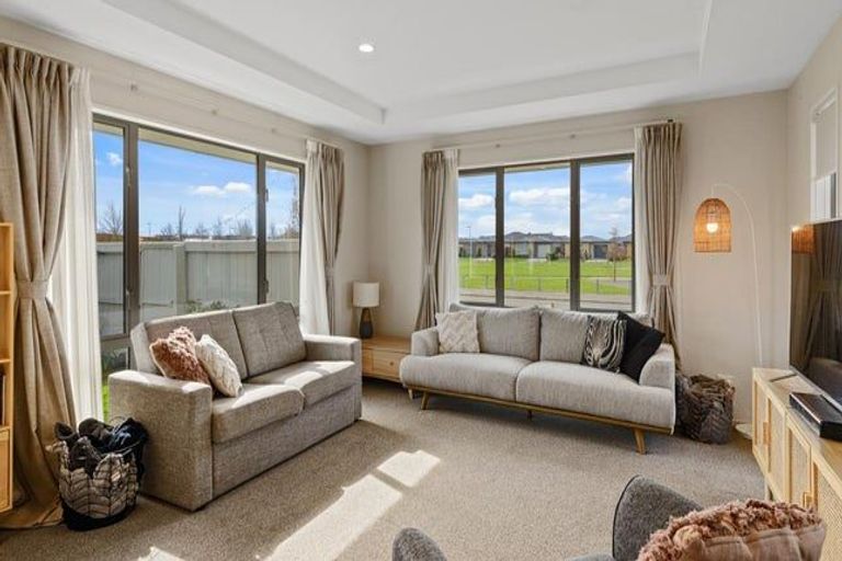 Photo of property in 21 Ishwar Ganda Boulevard, Halswell, Christchurch, 8025