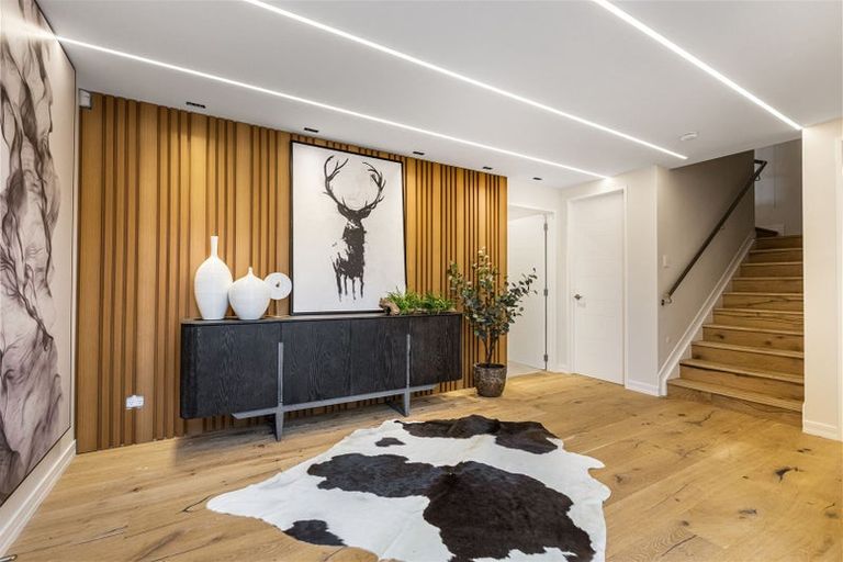 Photo of property in 30b Hanlon Crescent, Narrow Neck, Auckland, 0624