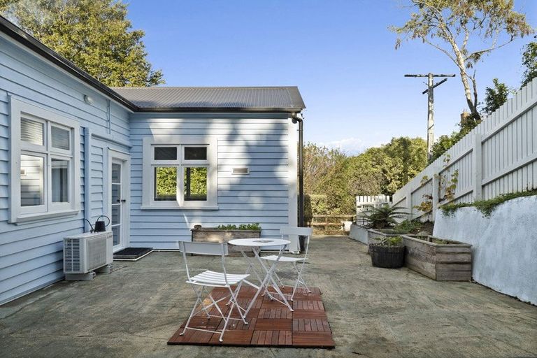 Photo of property in 27 Bruce Street, Roslyn, Dunedin, 9011