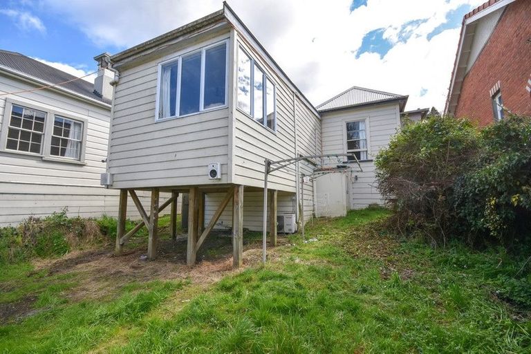 Photo of property in 30 Warrender Street, North Dunedin, Dunedin, 9016