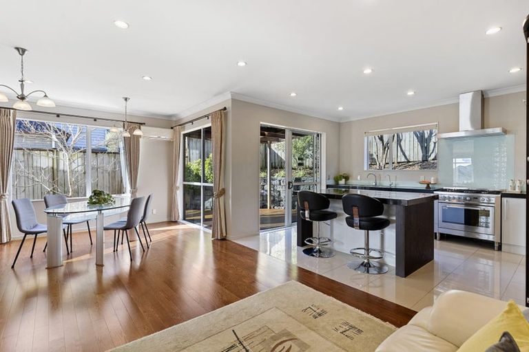 Photo of property in 86 Coachman Drive, Flat Bush, Auckland, 2016