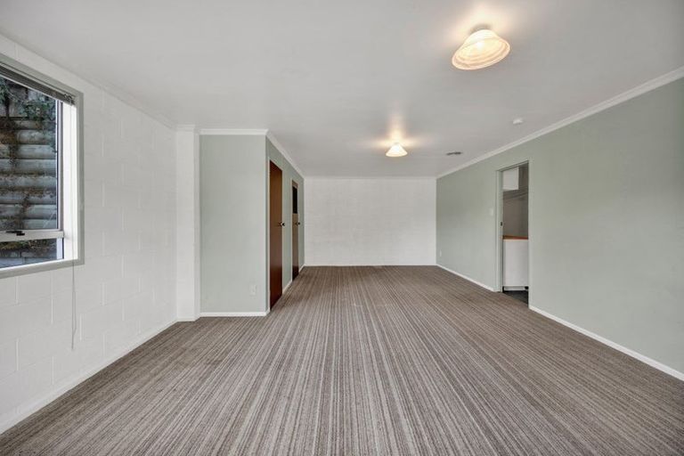 Photo of property in 17 Frankley Road, Westown, New Plymouth, 4310